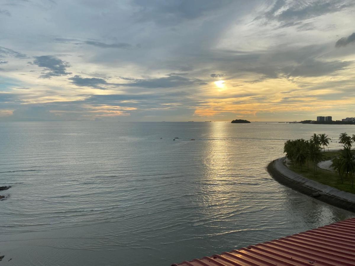 Shahmi Seaview Apartment - H4 Port Dickson Dış mekan fotoğraf